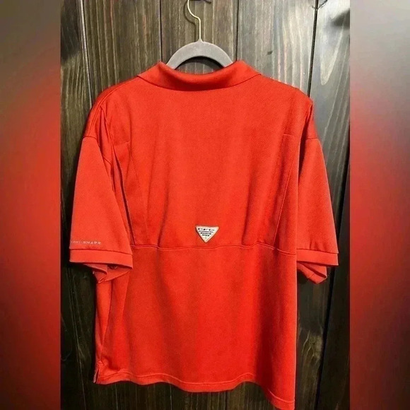 Columbia Omni-Shade PFG InnisFree Short Sleeve Polo Fishing Tee in Salmon - Picture 7 of 10